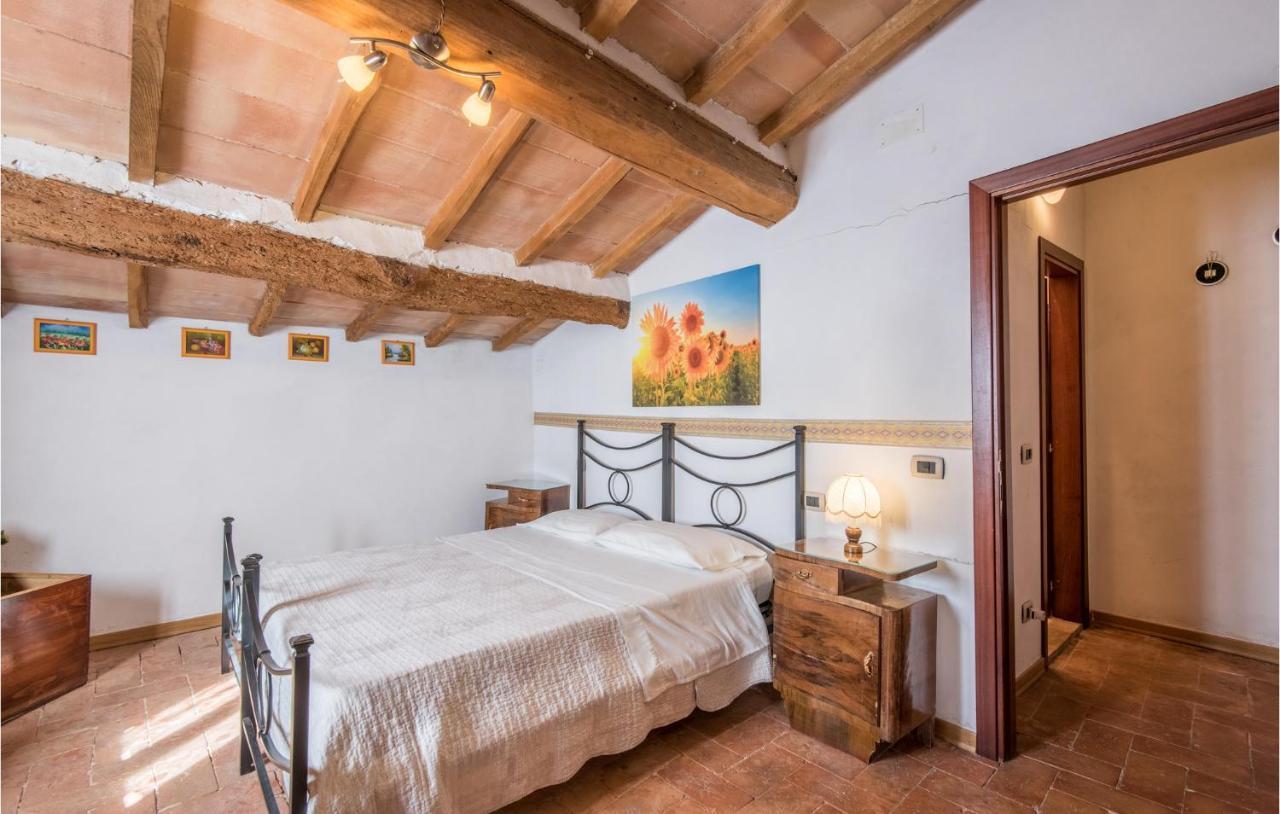 Gorgeous Home In Montalcino With Kitchen Экстерьер фото