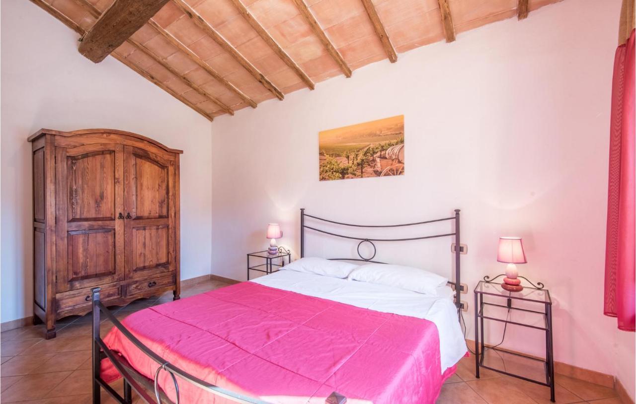 Gorgeous Home In Montalcino With Kitchen Экстерьер фото